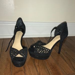 Gianna Bini black heels